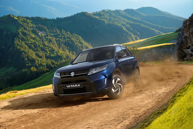 Sphere Blue Suzuki Vitara Lifestyle Front 