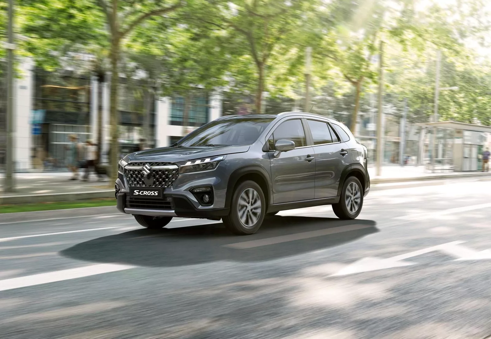 Suzuki S-Cross driving in the city