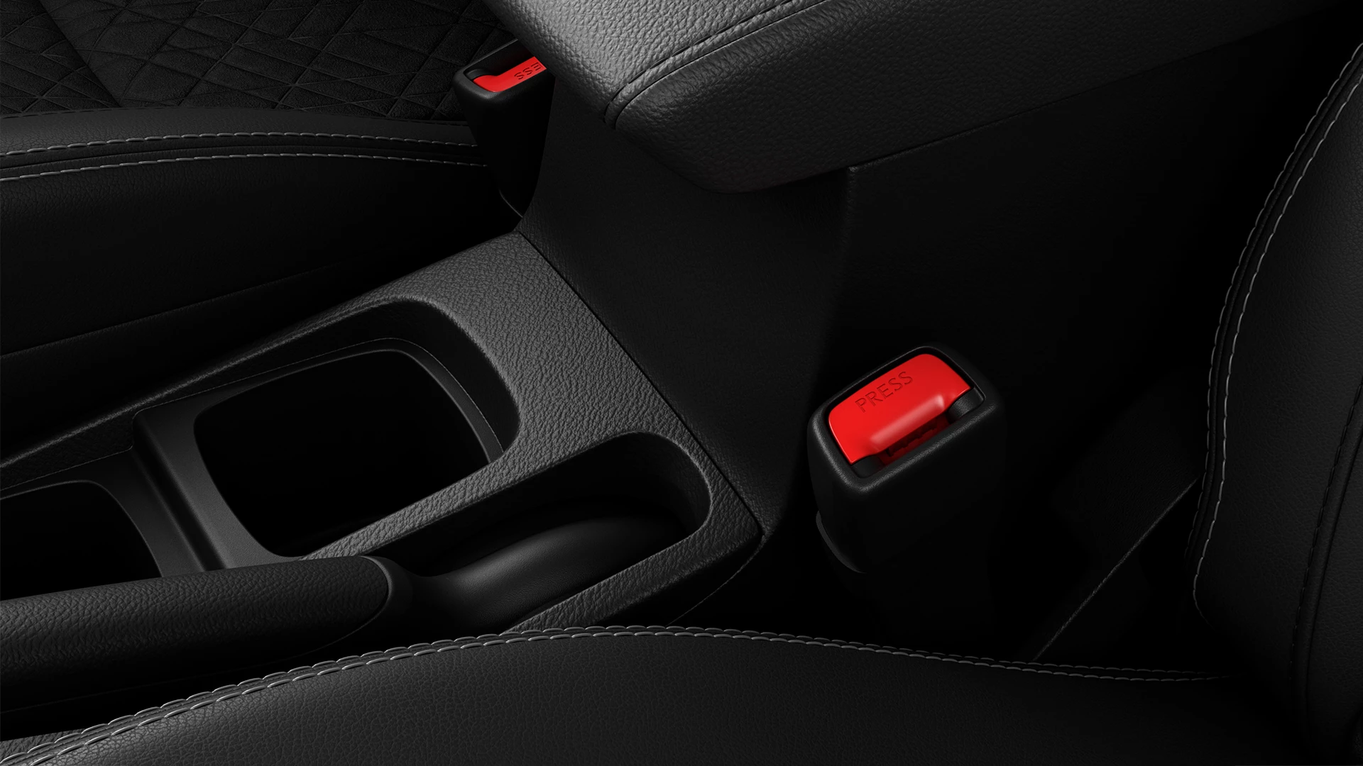 Close-up of the Suzuki Vitara’s rear centre console featuring integrated twin cup holders.