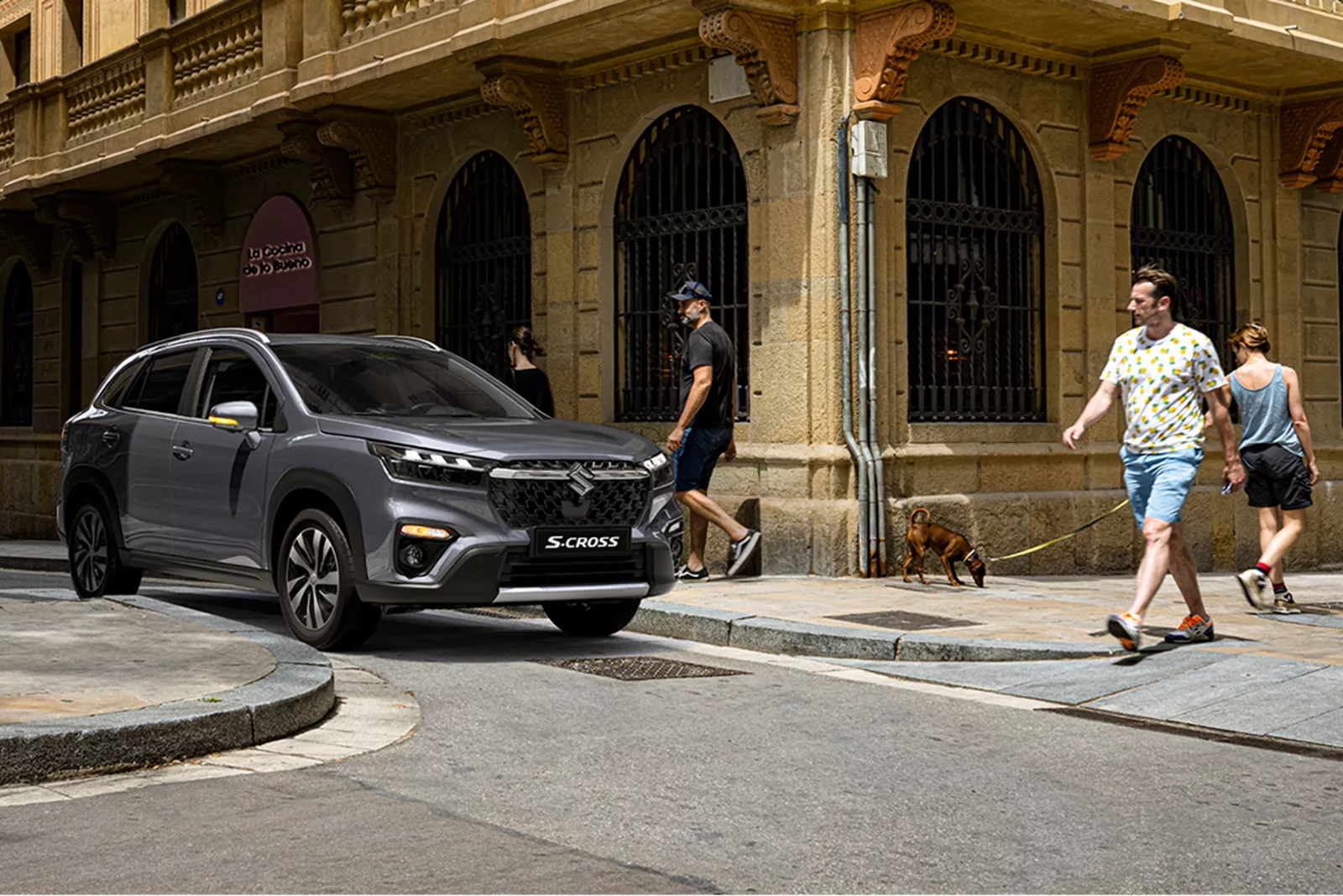 Suzuki S-Cross in the city
