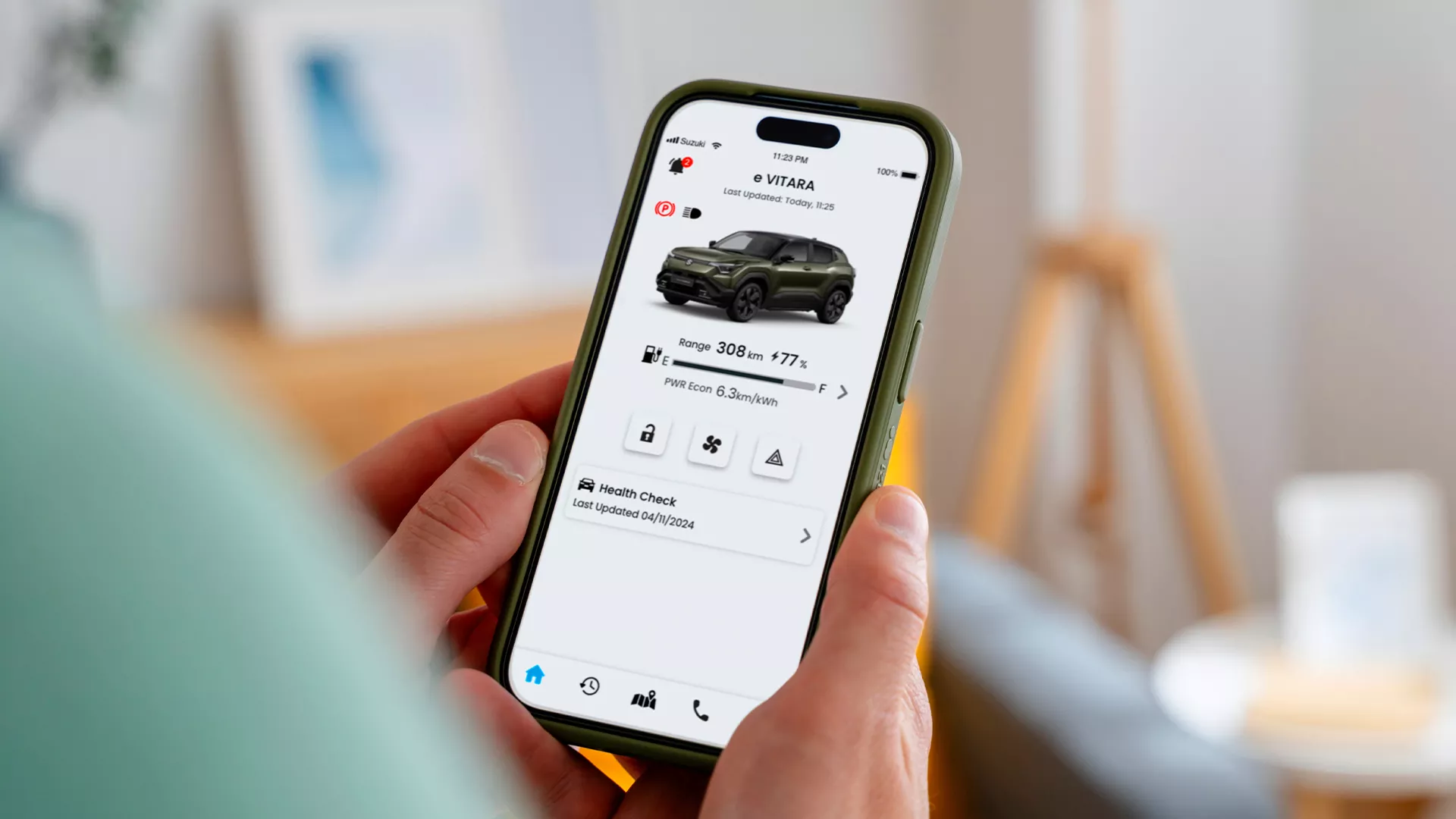 Suzuki Connect app checking e Vitara vehicle status, including range, battery level, and remote functions on phone