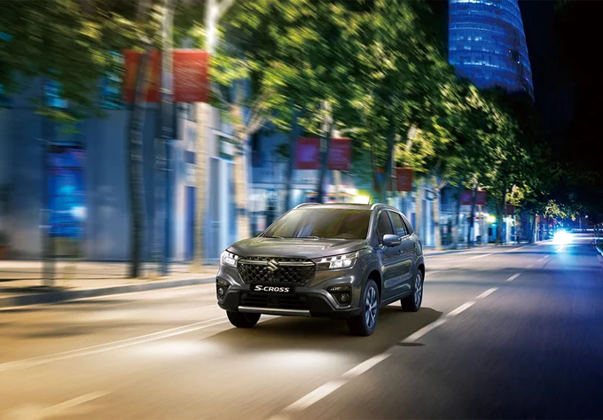 Suzuki S-Cross Ultra Night City