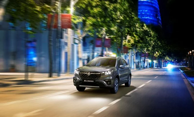 Suzuki S-Cross Ultra Night City